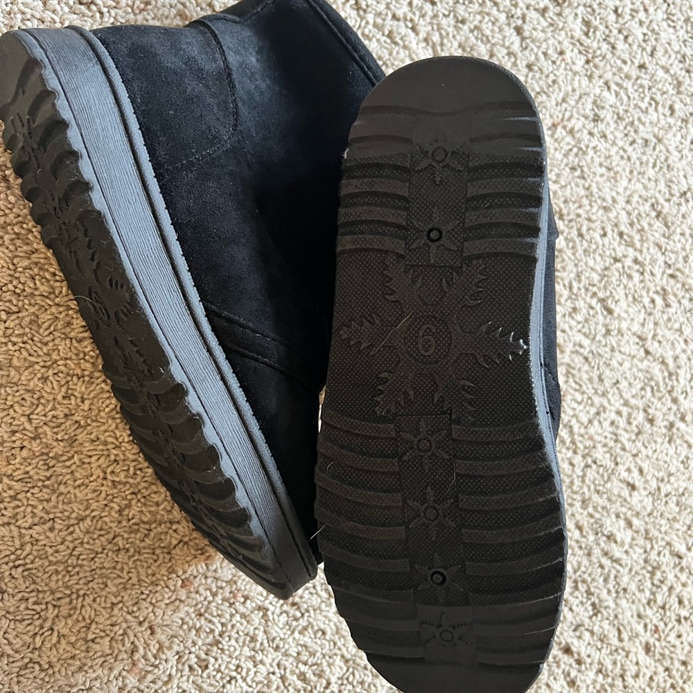 NWOT Black Suede Boots - Picture 3 of 4